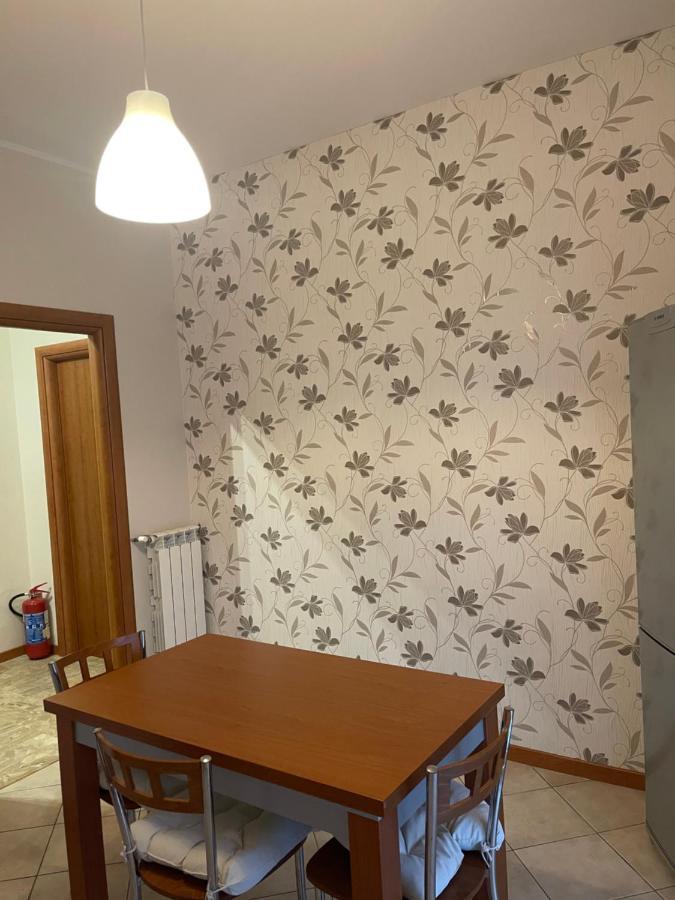 Appartamento Privato A Piacenza Con 3 Camere Matrimoniali Exteriör bild